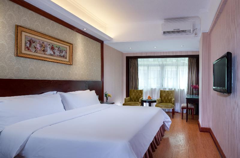 Vienna Hotel Shenzhen Railway Station Exterior photo