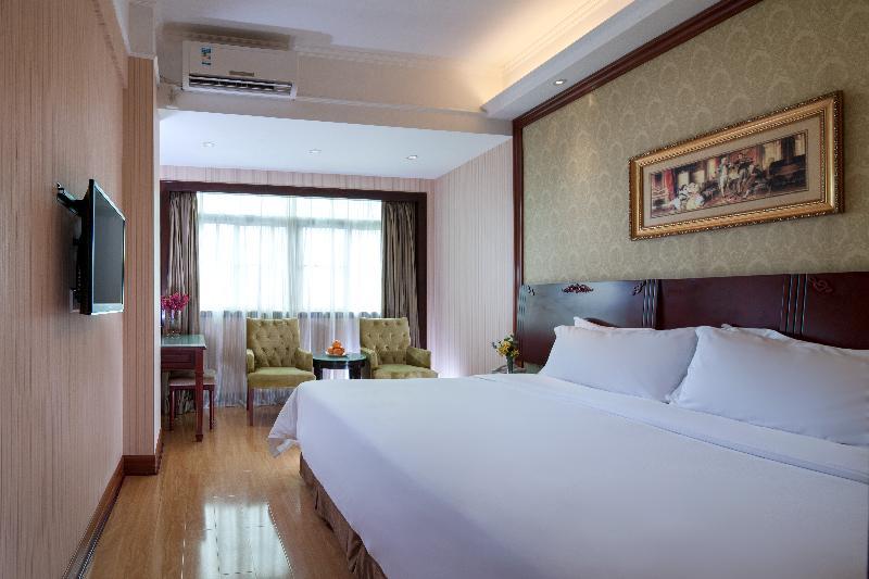 Vienna Hotel Shenzhen Railway Station Exterior photo