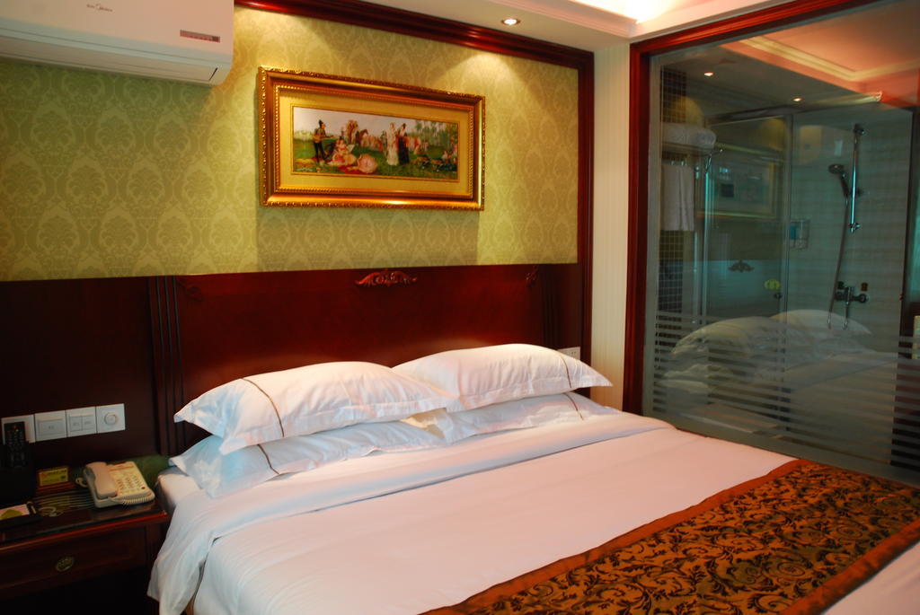 Vienna Hotel Shenzhen Railway Station Room photo